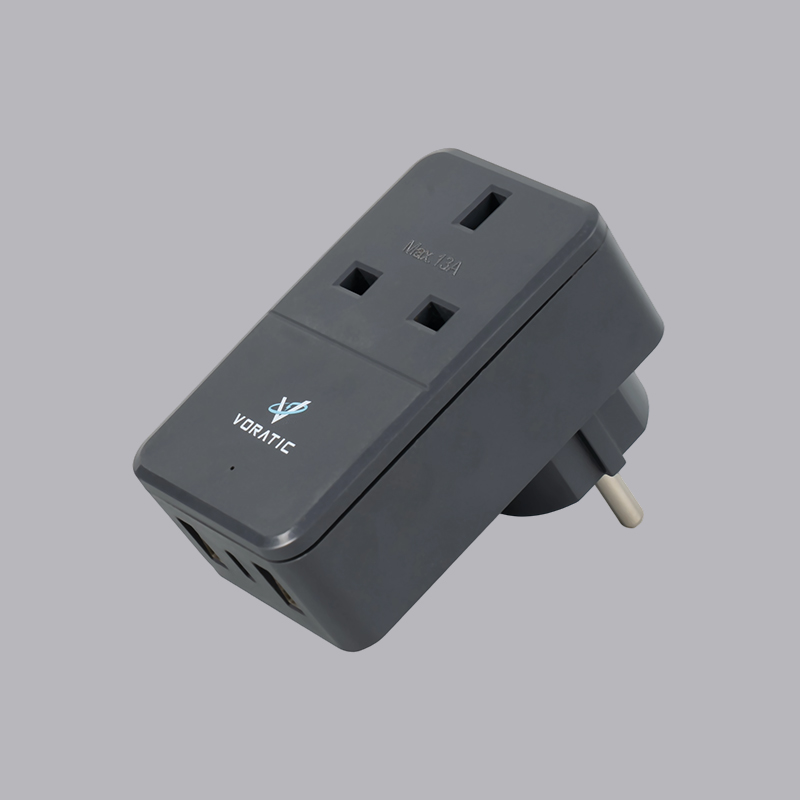 VT-925-DE UK til Tyskland, 1 stik, 2 USB-porte, 1 typeC-porte adapter