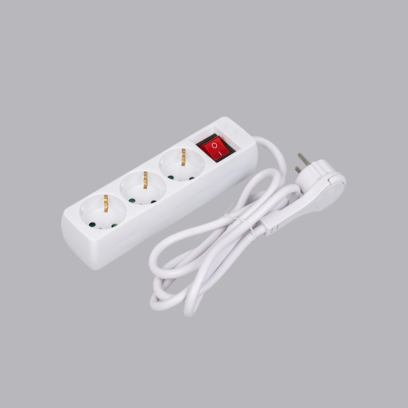 LOB-03KL Tysk type rektangulært formet 3-vejs strømskinne med trækring og kontakt Multi-Socket