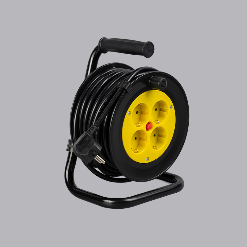 G4R-15T tysk type jernramme 15m kabelrulle