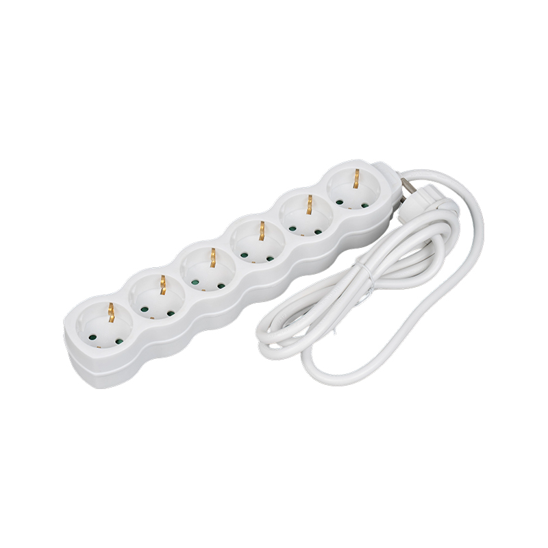 Europæiske Power Strip vs. USA og UK Power Strips: Vigtigste forskelle forklaret